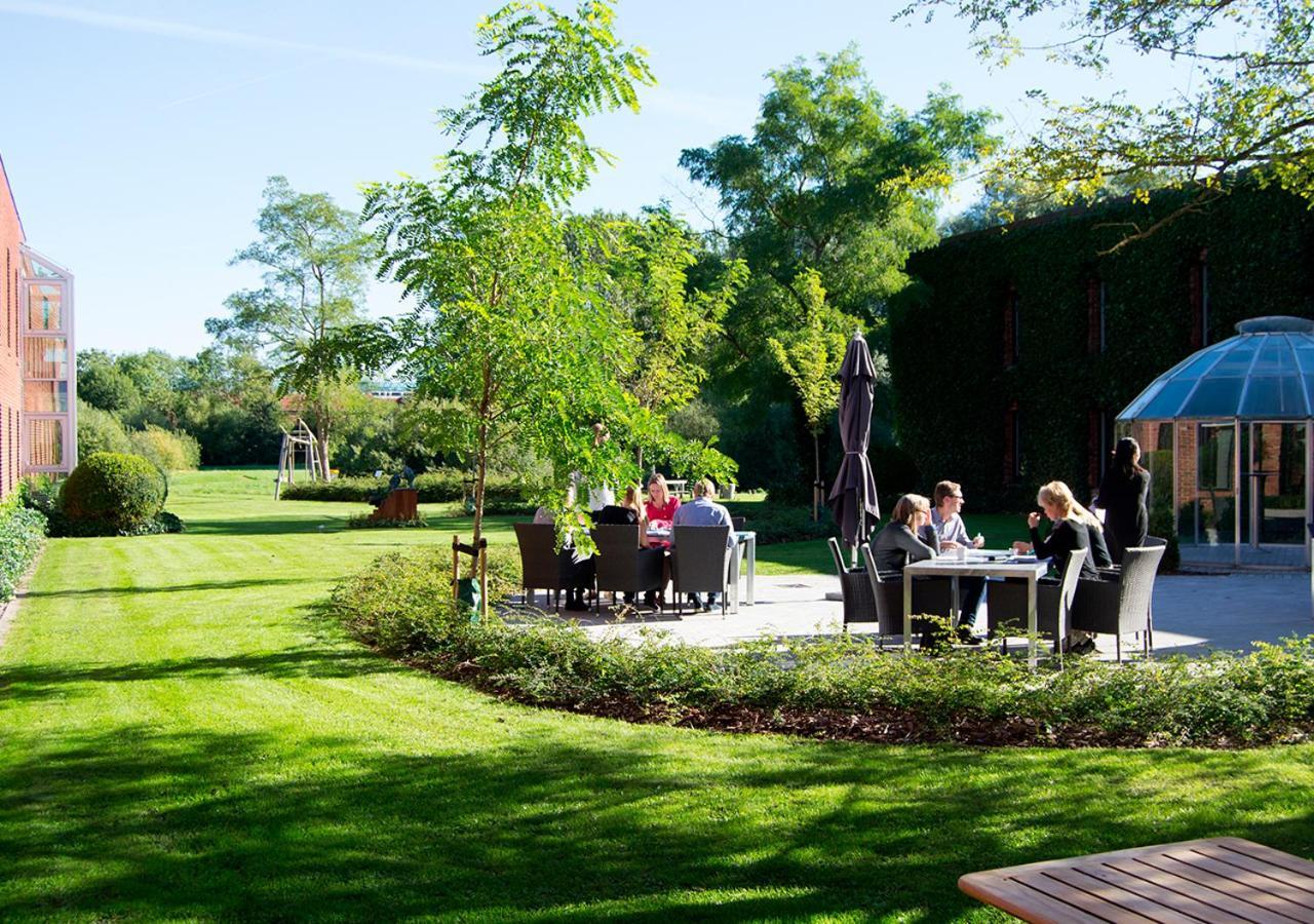 Pharmakon Hotel & Conferencecenter Hillerød Eksteriør billede
